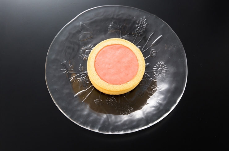 バウムイン　イチゴ